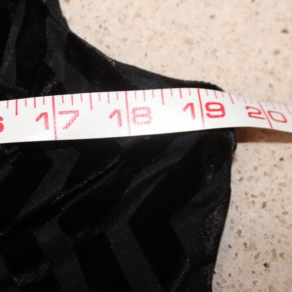 Lane Bryant Crushed Velvet Chevron Black Sleeveless Dress - Picture 12 of 14